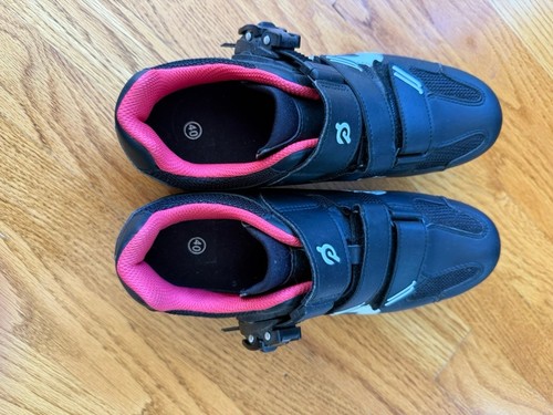 Peloton cycling shoes - 🔥,