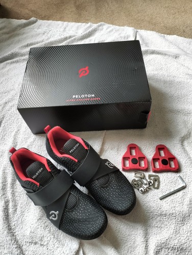 Peloton altos bike - altos, cycling