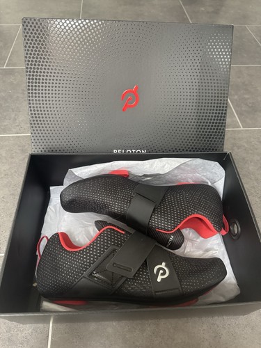 Peloton bike cycling - -,