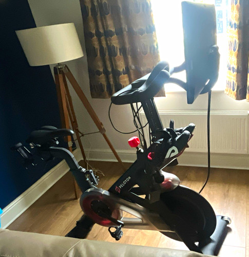 Peloton upright stationary - peloton,
