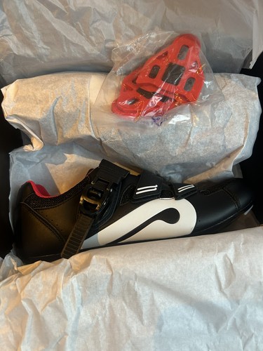 Peloton indoor cycling shoes - peloton,