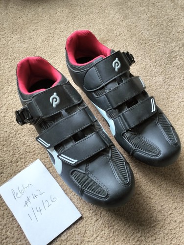 Peloton cycling shoes with