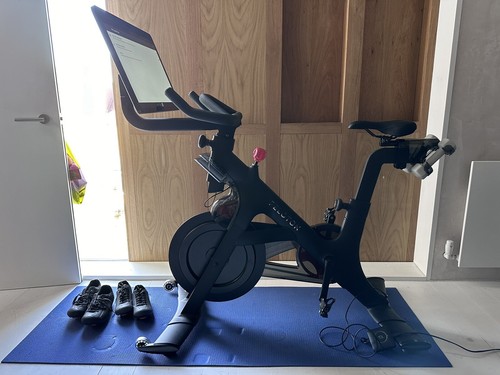 Peloton bike x2 pairs - peloton,